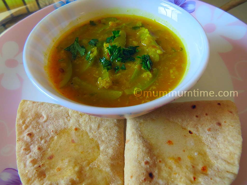 Tindora Curry (Daal) / Little Gourd in Lentil Curry